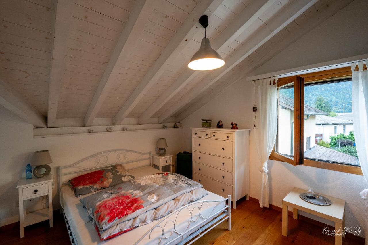 Zimmer Mit Eigenem Badezimmer Nafels Exterior photo